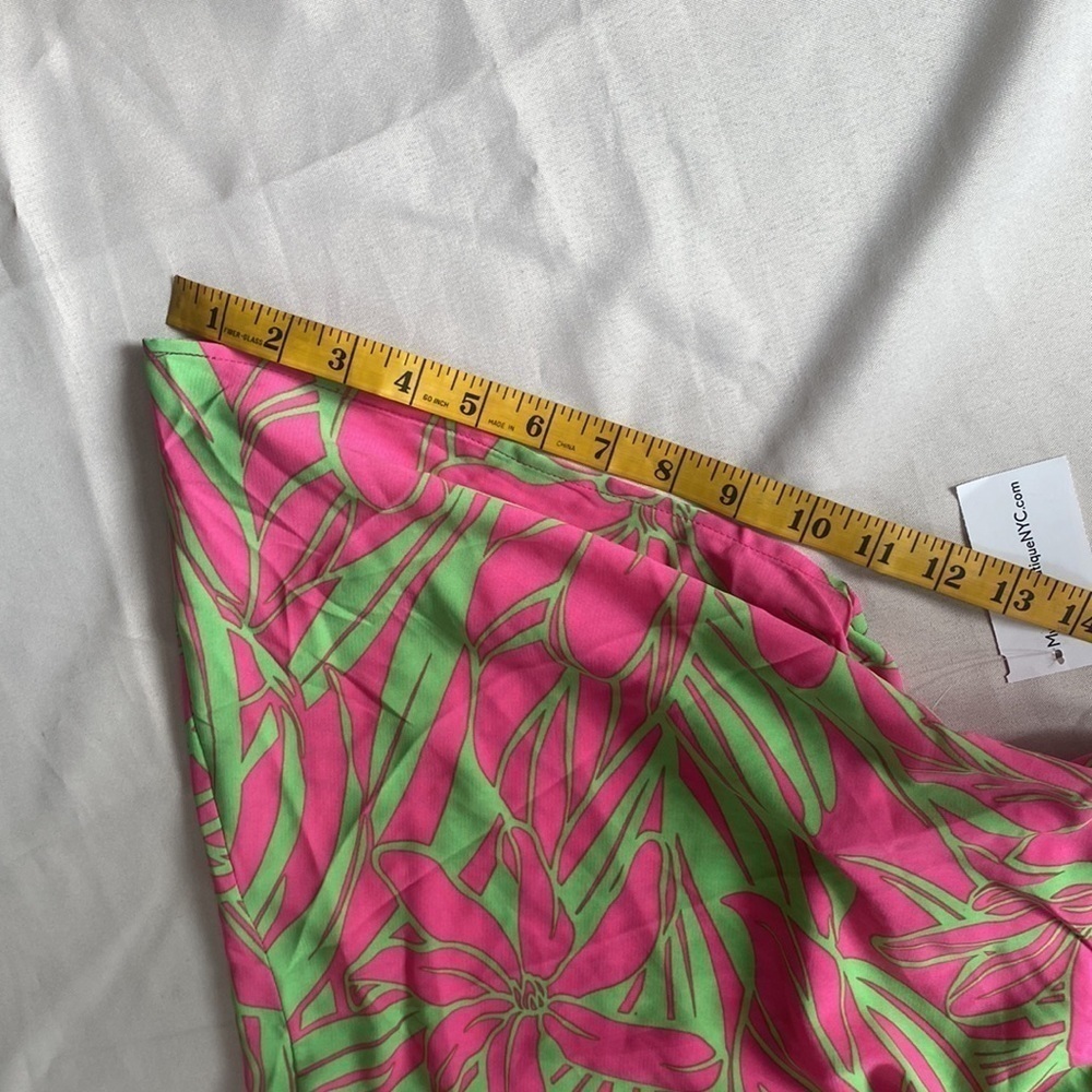 One n More Leaf Print Short Sleeve Top - Picture 7 of 11